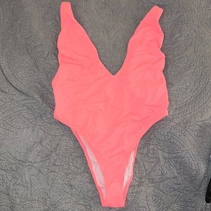 One-piece High Cut Swimsuit